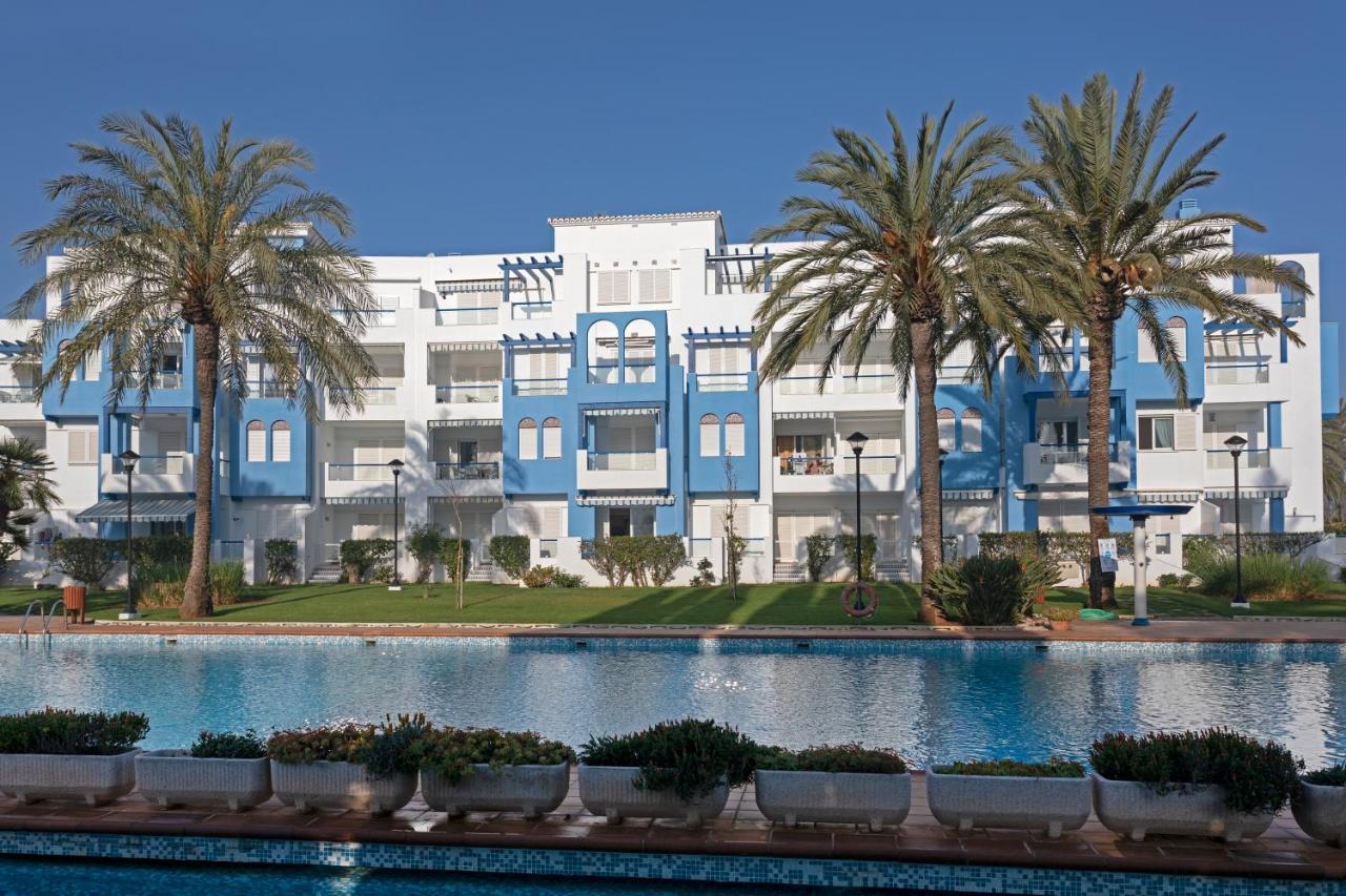 Cala Blanca, Planta Baja, Cerca De La Playa Dénia